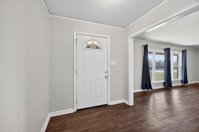 7001 Richlynn Terrace, Richland Hills, TX 76118