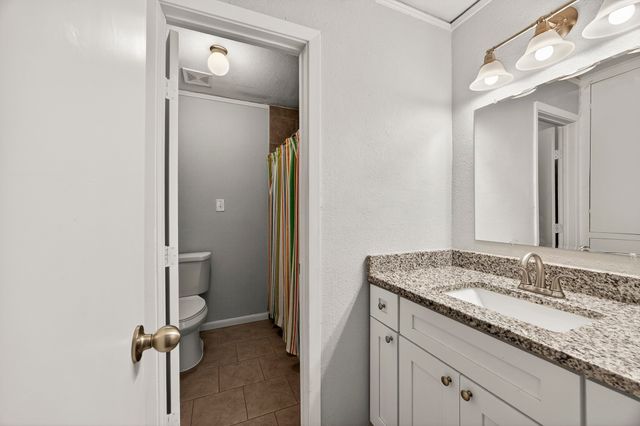 7001 Richlynn Terrace, Richland Hills, TX 76118