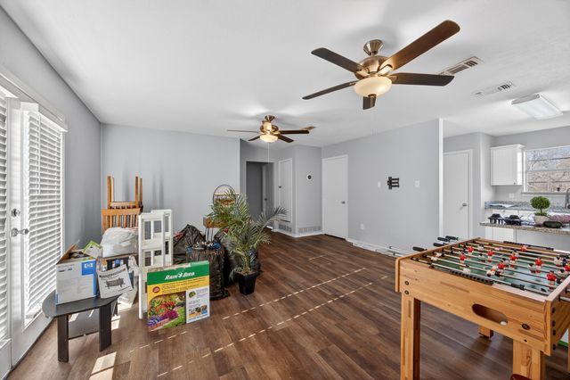 7001 Richlynn Terrace, Richland Hills, TX 76118