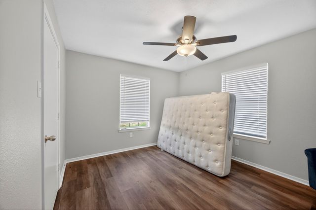 7001 Richlynn Terrace, Richland Hills, TX 76118