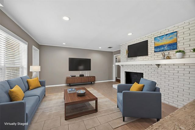 7001 Richlynn Terrace, Richland Hills, TX 76118