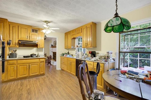 2090 Johnson Ferry Road, Marietta, GA 30062