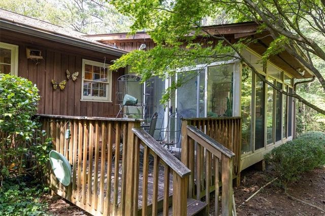 2090 Johnson Ferry Road, Marietta, GA 30062