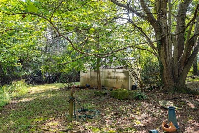 2090 Johnson Ferry Road, Marietta, GA 30062