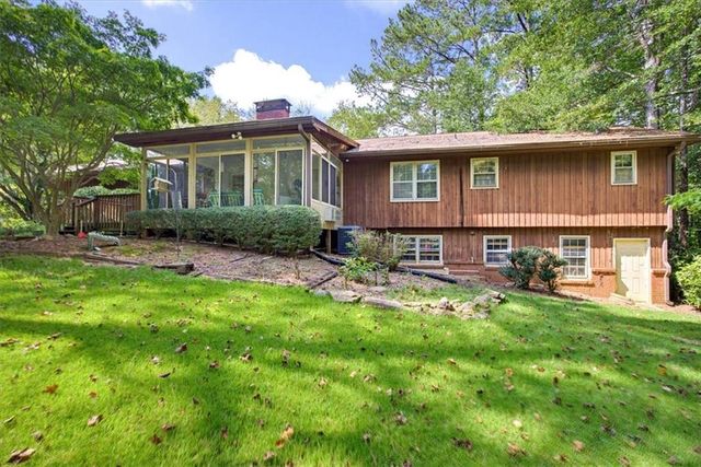 2090 Johnson Ferry Road, Marietta, GA 30062
