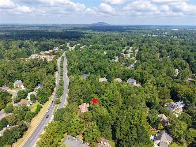 2090 Johnson Ferry Road, Marietta, GA 30062