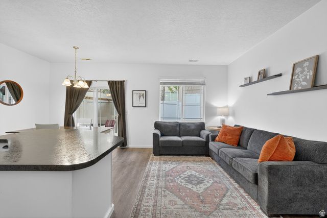 6678 S PINE LANDING WAY, West Jordan, UT 84084