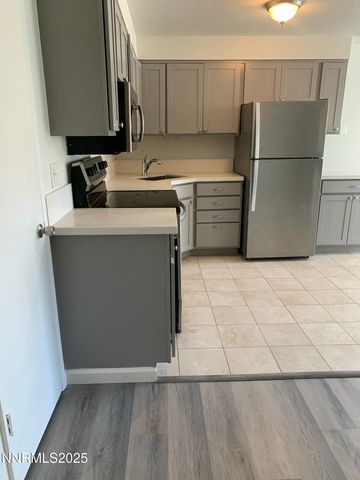 29 Park Street, Reno, NV 89502