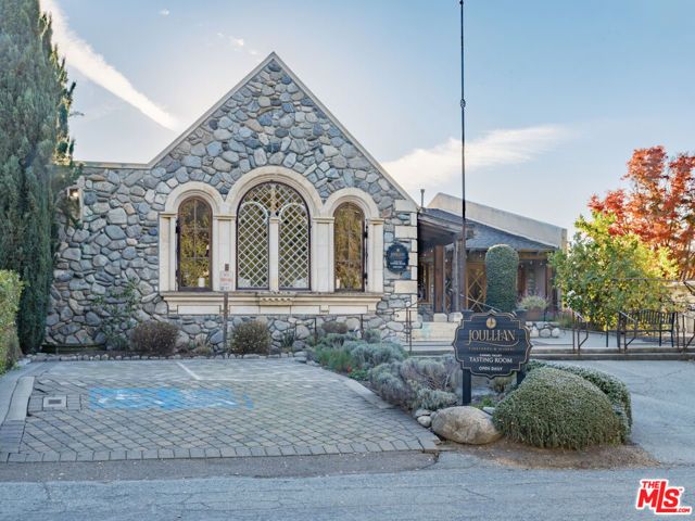 20300 Cachagua Road, Carmel Valley, CA 93924