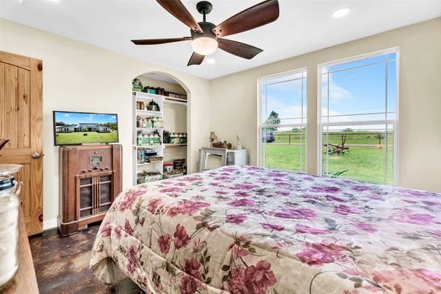 625 VZ CR 3411, Wills Point, TX 75169