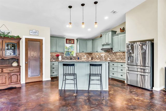 625 VZ CR 3411, Wills Point, TX 75169