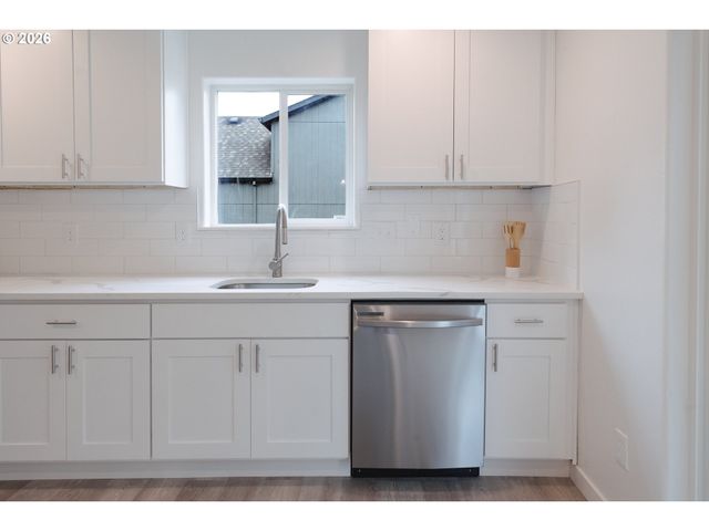 441 N 2ND St, St Helens, OR 97051