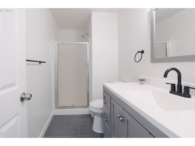 441 N 2ND St, St Helens, OR 97051