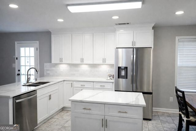 1020 Chandler Ridge Drive SE, Lawrenceville, GA 30045