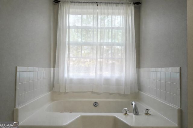 1020 Chandler Ridge Drive SE, Lawrenceville, GA 30045