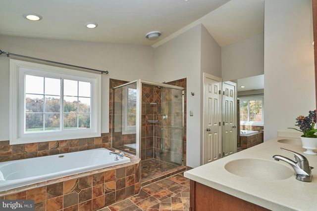 5132 GAGNE CT, Fairfax, VA 22030