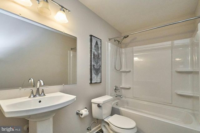 5132 GAGNE CT, Fairfax, VA 22030