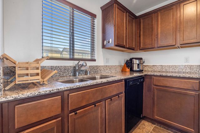 163 Dylan Ct, Merced, CA 95341