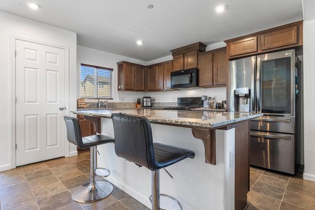 163 Dylan Ct, Merced, CA 95341