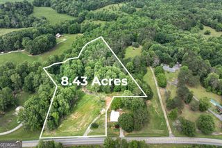 4736 Clarks Bridge Road, Gainesville, GA 30506