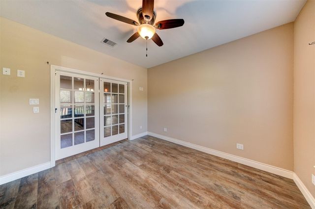 2205 Rimrock Street, Kemah, TX 77565