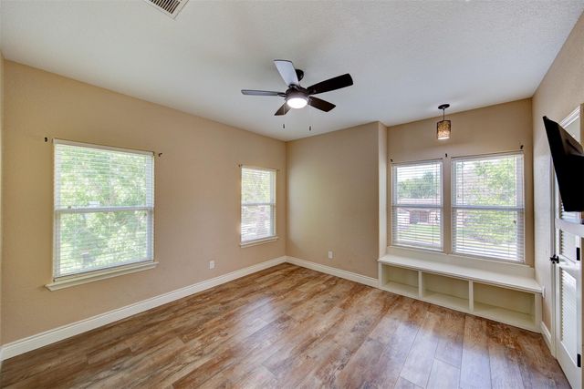 2205 Rimrock Street, Kemah, TX 77565