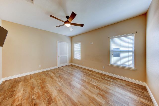 2205 Rimrock Street, Kemah, TX 77565