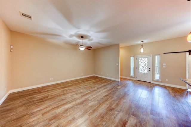 2205 Rimrock Street, Kemah, TX 77565