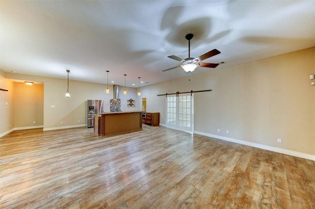 2205 Rimrock Street, Kemah, TX 77565