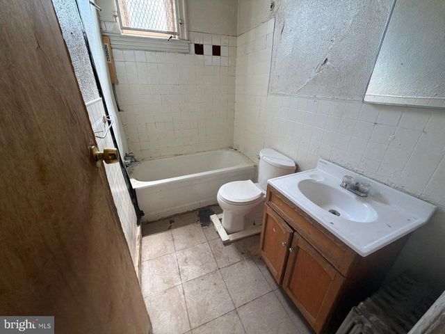 1318 W ALLEGHENY AVE, Philadelphia, PA 19132
