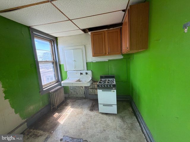 1318 W ALLEGHENY AVE, Philadelphia, PA 19132