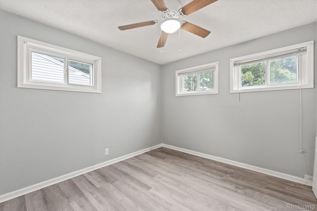26565 Brush Street, Madison Heights, MI 48071