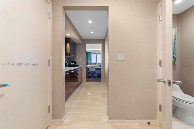 551 N Fort Lauderdale Beach Blvd R1803, Fort Lauderdale, FL 33304