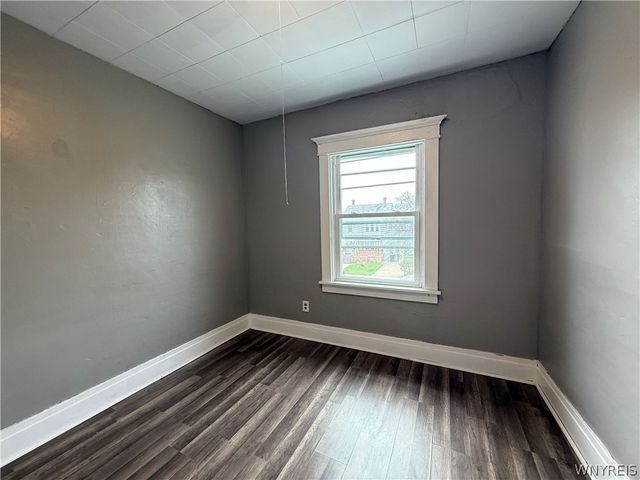 79 Henrietta Avenue, Buffalo, NY 14207