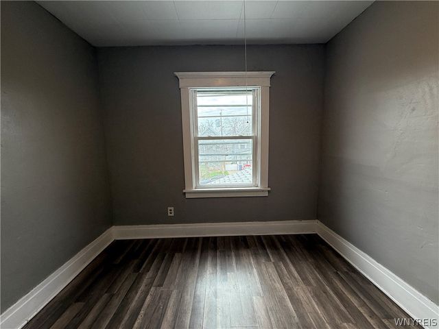 79 Henrietta Avenue, Buffalo, NY 14207