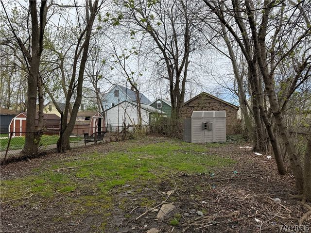 79 Henrietta Avenue, Buffalo, NY 14207