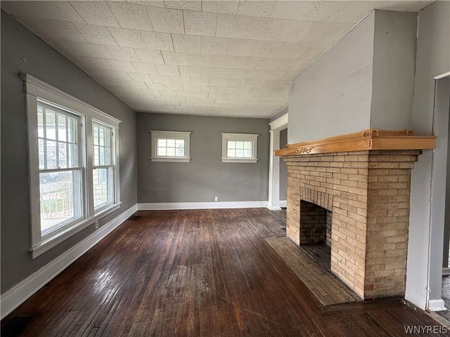 79 Henrietta Avenue, Buffalo, NY 14207
