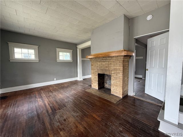 79 Henrietta Avenue, Buffalo, NY 14207