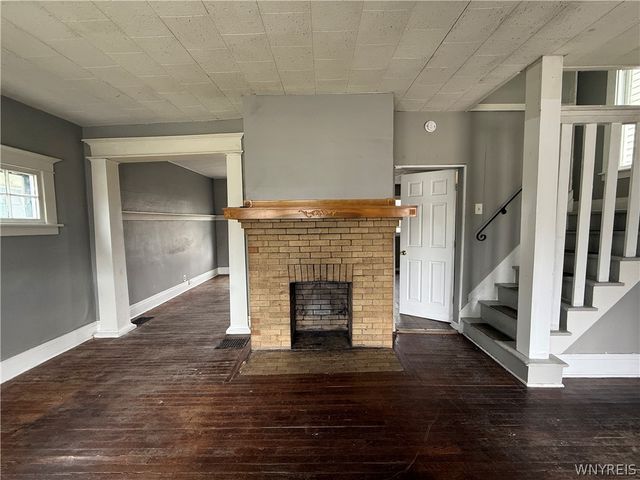 79 Henrietta Avenue, Buffalo, NY 14207
