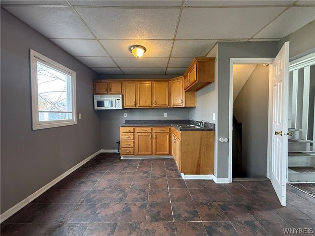 79 Henrietta Avenue, Buffalo, NY 14207