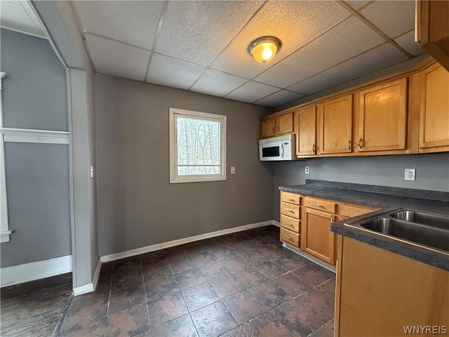 79 Henrietta Avenue, Buffalo, NY 14207
