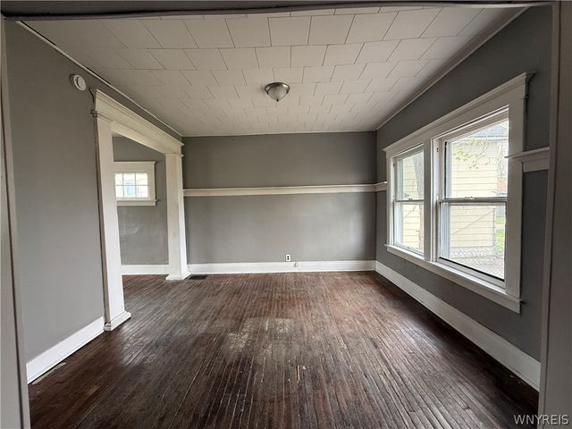 79 Henrietta Avenue, Buffalo, NY 14207