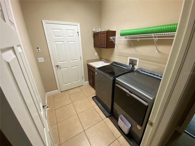 532 MANNS HARBOR DRIVE, Apollo Beach, FL 33572