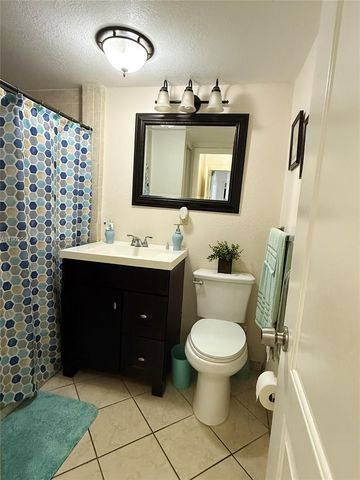1835 SW 10th Street, Miami, FL 33135