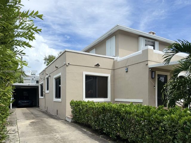 1835 SW 10th Street, Miami, FL 33135