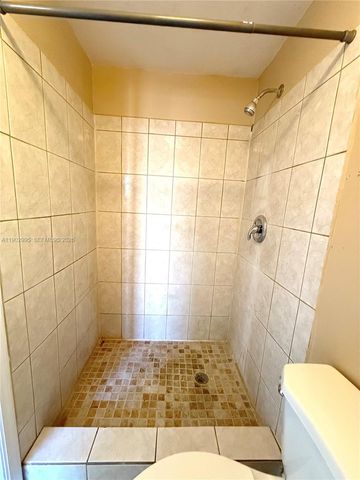 1835 SW 10th Street, Miami, FL 33135