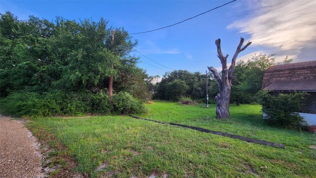 3012 Moon Court, Granbury, TX 76049
