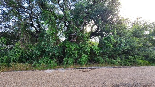3012 Moon Court, Granbury, TX 76049