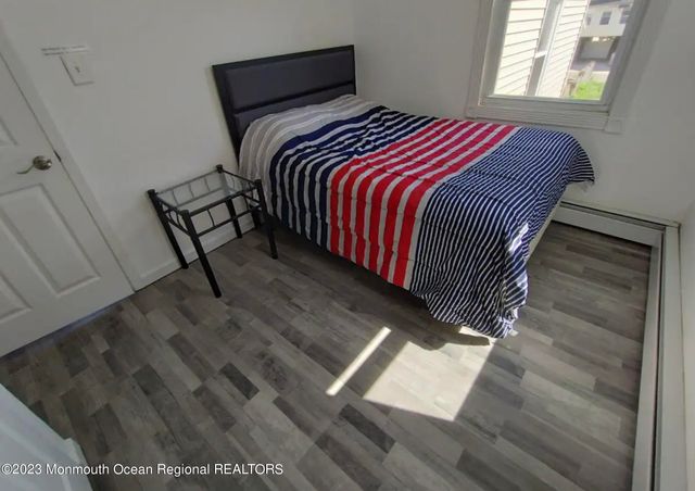 8 Surf Street, Sea Bright, NJ 07760