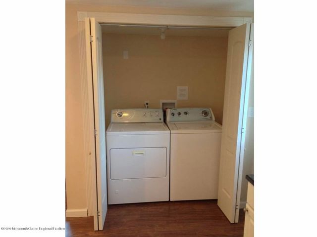 8 Surf Street, Sea Bright, NJ 07760